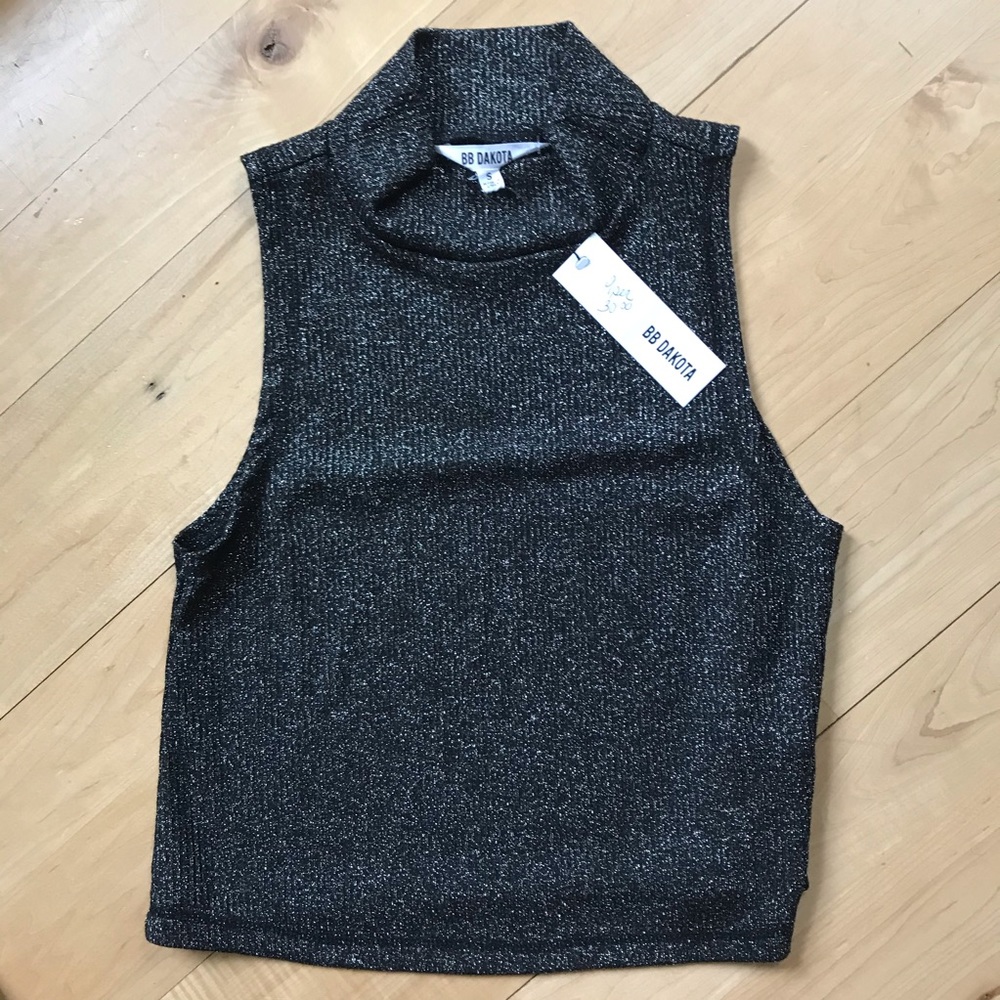 BB Dakota top